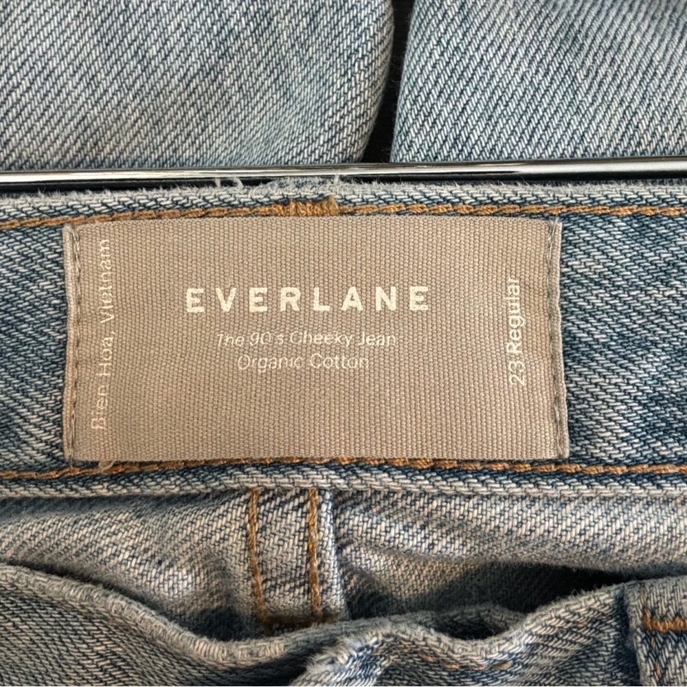 Everlane Light Wash Blue 90’s Cheeky Organic Cotton Relaxed Fit Jean Size 23 - Picture 6 of 7